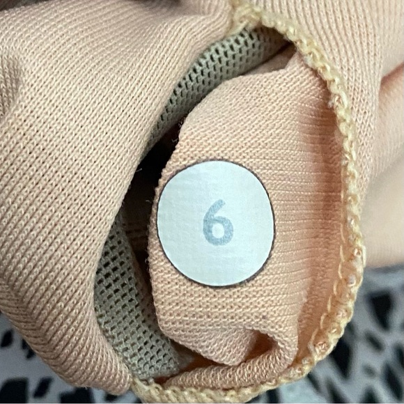 LULULEMON Rack Pack Bra Miss Mosaic White Posey Black White Luxtreme Sportsbra 6 - Picture 12 of 16